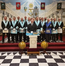 Holderness with A O'Neill.jpg